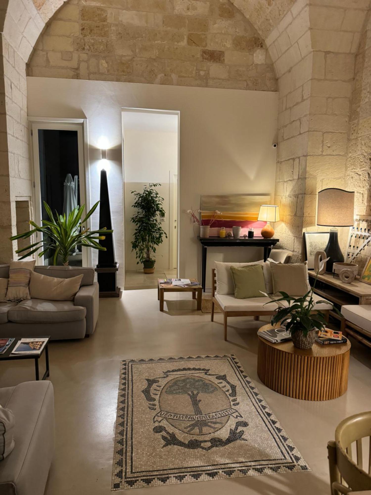 Aparthotel Luleccio Lecce Exterior foto